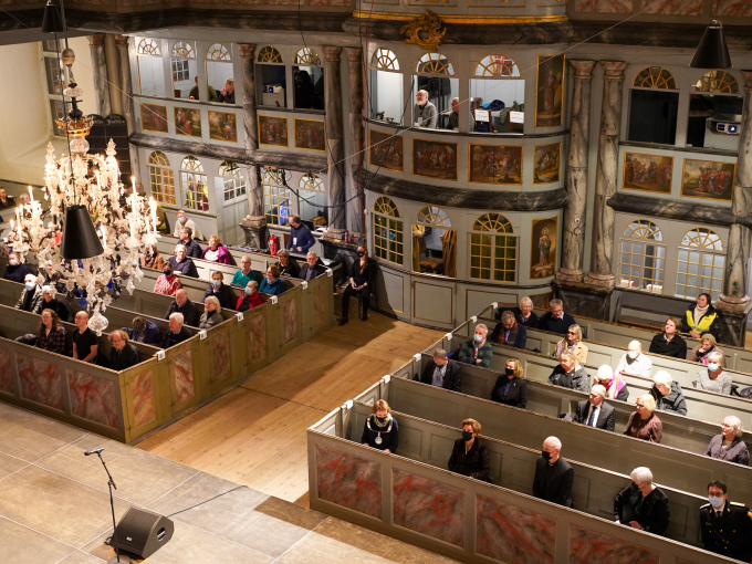 Dronning Sonja var til stede under åpningskonserten i Kongsberg kirke. Foto: Liv Anette Luane, Det kongelige hoff